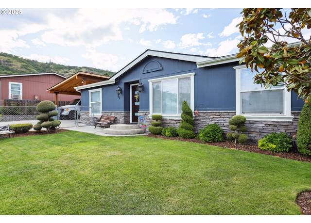 Property at 973 Honey DO St, The Dalles, OR 97058, 4 beds, 2 baths