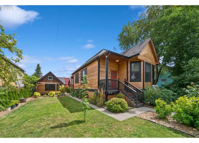 Property at 3634 N Michigan Ave Unit A, Portland, OR 97227, 4 beds, 3 baths