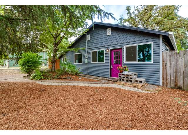 Property at 284 Waite St, Eugene, OR 97402, 2 beds, 2 baths