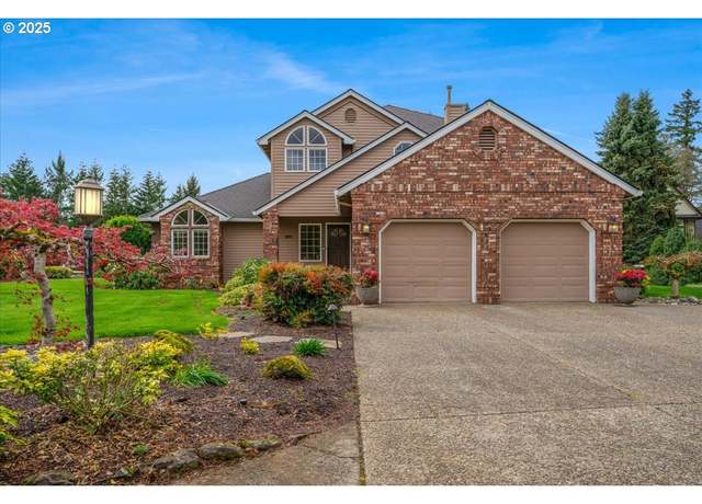 Property at 10985 Beutel Rd, Oregon City, OR 97045, 3 beds, 3 baths