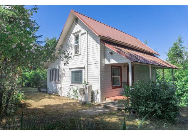Property at 86701 Franklin Blvd, Eugene, OR 97405, 3 beds, 1.5 baths