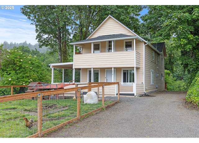 Property at 272 Military Rd, Kalama, WA 98625, 4 beds, 2 baths