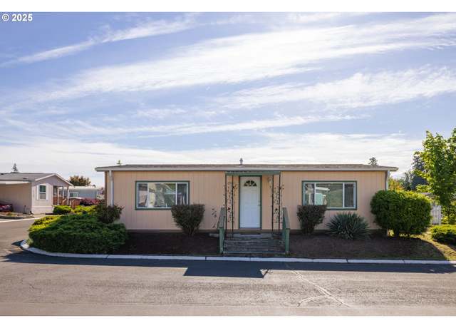 Property at 17181 SW Eldorado Dr, Tigard, OR 97224, 2 beds, 1 bath