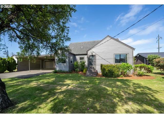 Property at 512 Evergreen Dr, Tillamook, OR 97141, 5 beds, 2.5 baths