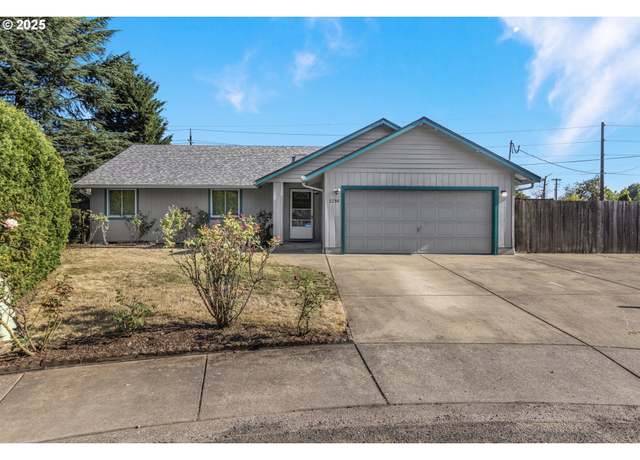 Property at 2298 Donovan Dr, Eugene, OR 97401, 3 beds, 2 baths