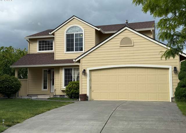 Property at 2113 SE 181st Ave, Vancouver, WA 98683, 4 beds, 2.5 baths