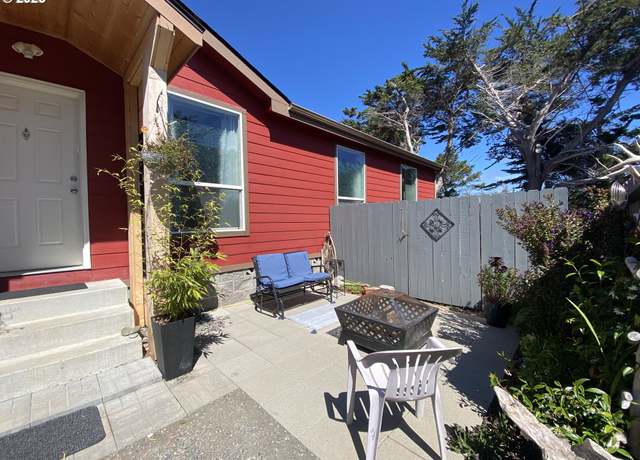 Property at 94223 1st St, Gold Beach, OR 97444, 3 beds, 2 baths