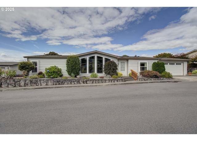 Property at 17401 SE 39th St #74, Vancouver, WA 98683, 2 beds, 2 baths