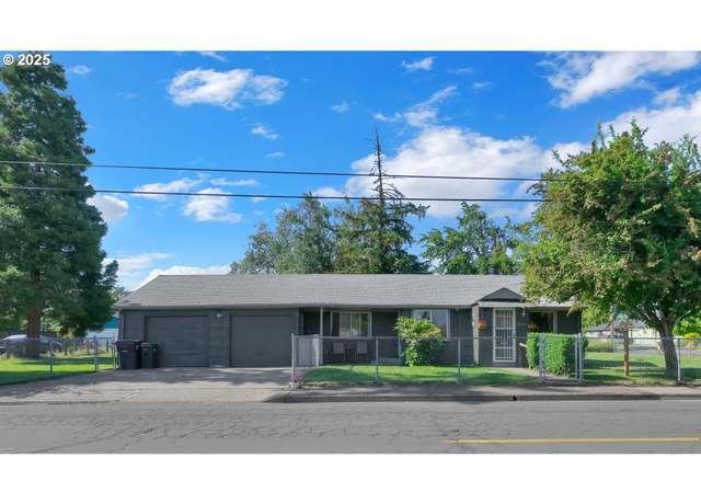 Property at 2125 G St, Springfield, OR 97477, 2 beds, 1 bath