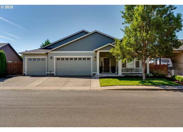 Property at 2447 W 13th Ave, Junction City, OR 97448, 3 beds, 2 baths