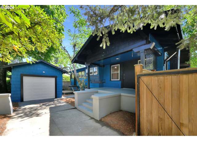 Property at 894 W 11th Ave, Eugene, OR 97402, 3 beds, 1 bath