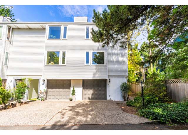 Property at 1442 SW 66th Ave, Portland, OR 97225, 2 beds, 1.5 baths