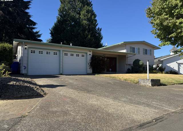 Property at 13529 NE Beech St, Portland, OR 97230, 3 beds, 2 baths