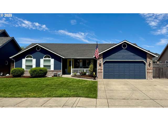 Property at 141 Cortland Ln, Eugene, OR 97404, 3 beds, 2 baths