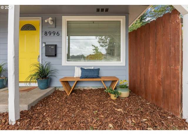 Property at 8996 N Westanna Ave, Portland, OR 97203, 3 beds, 1 bath