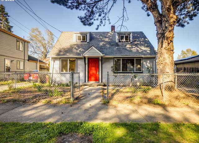 Property at 3033 SE 85th Ave, Portland, OR 97266, 3 beds, 1 bath