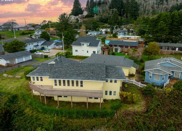 Property at 60 SE Cook Ave, Depoe Bay, OR 97341, 3 beds, 3 baths