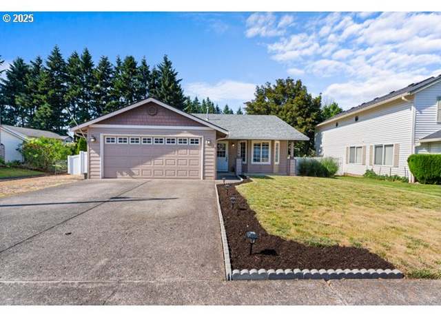 Property at 10514 NE 96th St, Vancouver, WA 98662, 3 beds, 2 baths