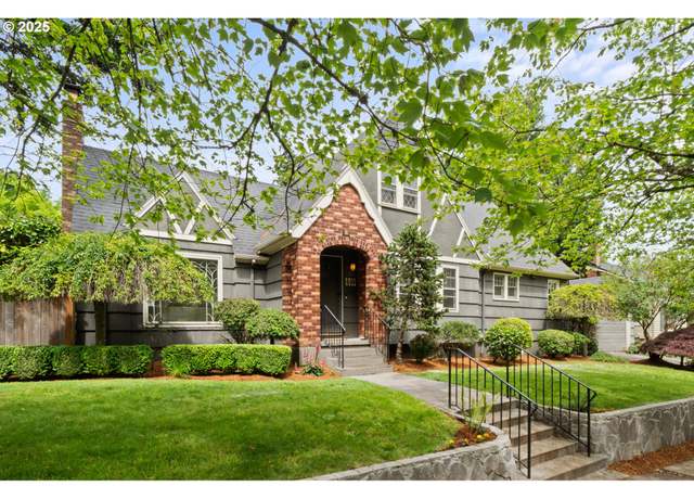 Property at 6011 NE Thompson St, Portland, OR 97213, 3 beds, 3 baths