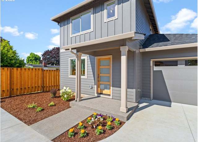 Property at 3815 SE 76th Ave Unit B, Portland, OR 97206, 2 beds, 1.5 baths