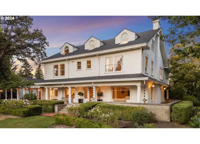Property at 2465 Fairmount Blvd, Eugene, OR 97403, 7 beds, 5 baths