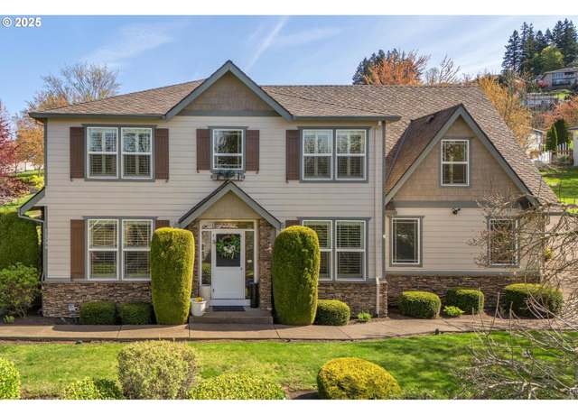 Property at 12394 SE Spring Mountain Dr, Happy Valley, OR 97086, 4 beds, 2.5 baths