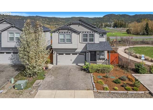 Property at 91077 N Spores St, Eugene, OR 97408, 3 beds, 2.5 baths