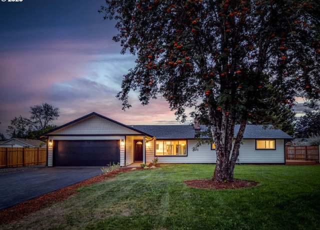 Property at 12611 NE 44th St, Vancouver, WA 98682, 3 beds, 2 baths