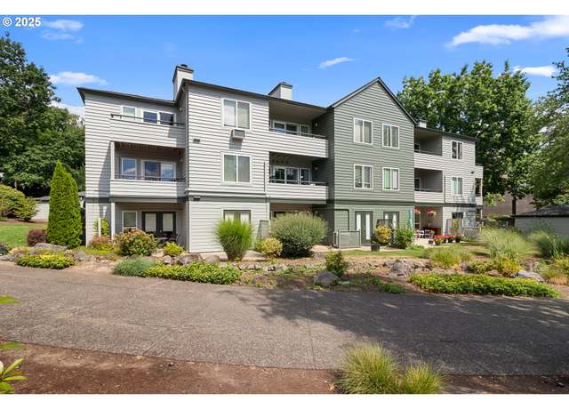 Property at 4970 S Landing Dr #302, Portland, OR 97239, 2 beds, 2 baths