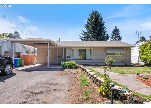Property at 8632 NE Clackamas St, Portland, OR 97220, 3 beds, 2 baths