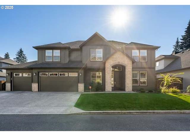 Property at 11708 NW 15th Ave, Vancouver, WA 98685, 4 beds, 2.5 baths