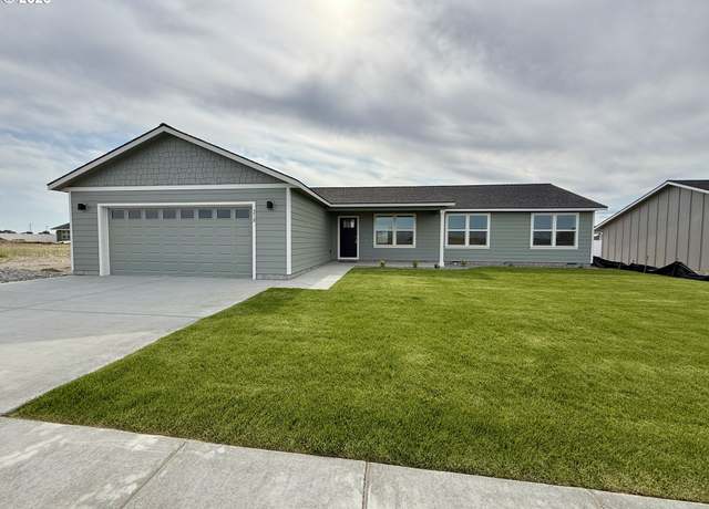 Property at 210 SW Sparrow St, Boardman, OR 97818, 4 beds, 2 baths