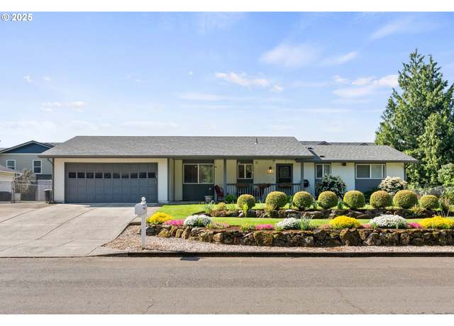 Property at 8701 NE 57th St, Vancouver, WA 98662, 3 beds, 3 baths