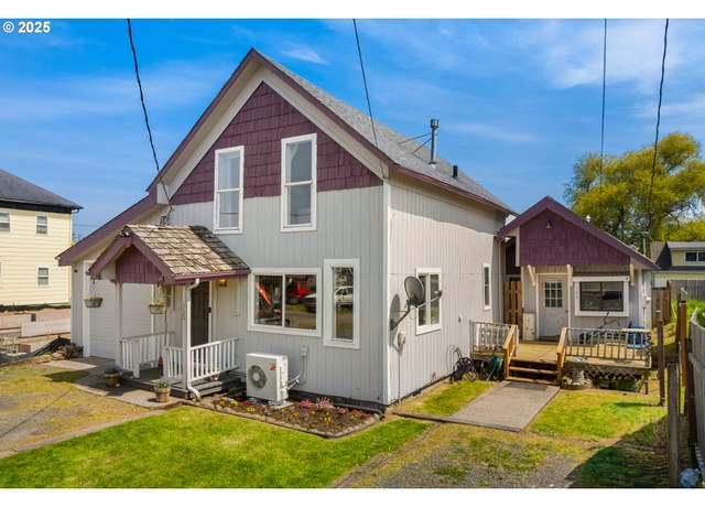 Property at 130/140 SW Alder Ct, Warrenton, OR 97146, 4 beds, 3 baths