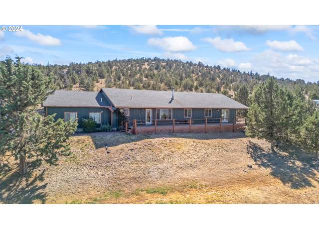 Property at 6997 SE Scenic Dr, Prineville, OR 97754, 4 beds, 2 baths