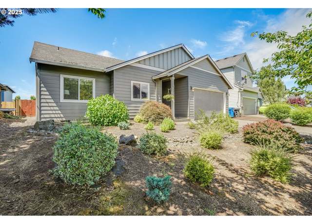 Property at 1311 Foxglove St, Woodburn, OR 97071, 3 beds, 2 baths