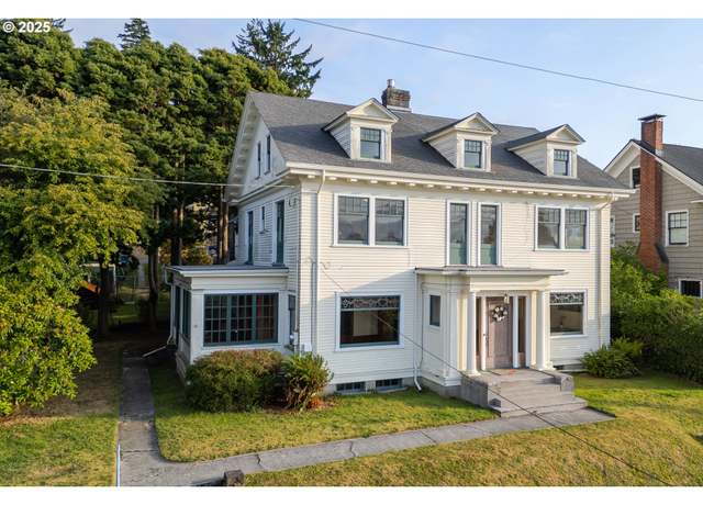 Property at 1343 Jerome Ave, Astoria, OR 97103, 6 beds, 3.5 baths