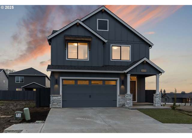 Property at 2112 NW 17th Pl, Battle Ground, WA 98604, 4 beds, 2.5 baths