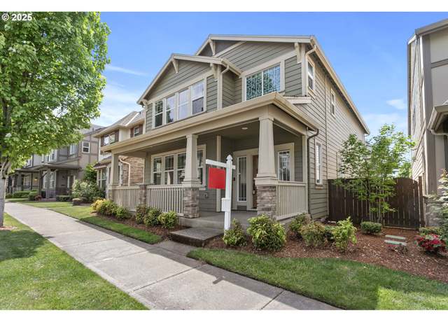 Property at 521 NE 77th Ave, Hillsboro, OR 97124, 4 beds, 2.5 baths