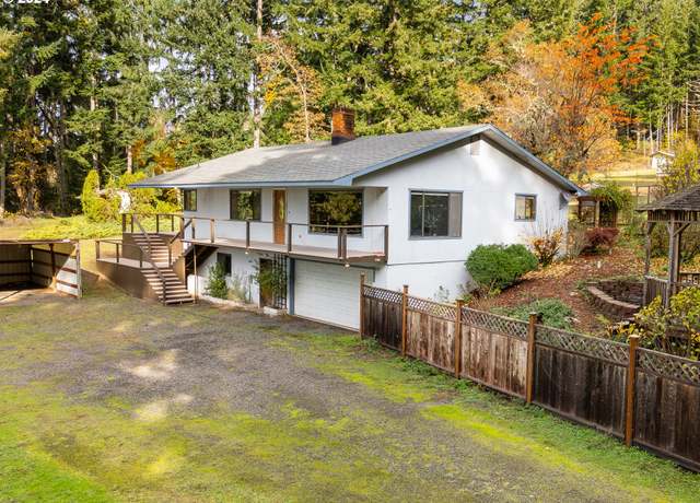 Property at 386 Longview Dr, Elkton, OR 97436, 3 beds, 2 baths