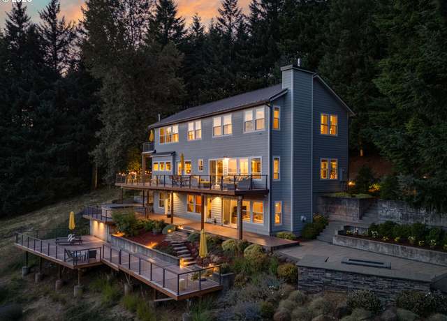 Property at 27200 NE Mountain Top Rd, Newberg, OR 97132, 6 beds, 4 baths
