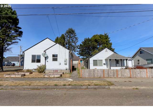 Property at 915 Stillwell Ave, Tillamook, OR 97141, 3 beds, 2 baths