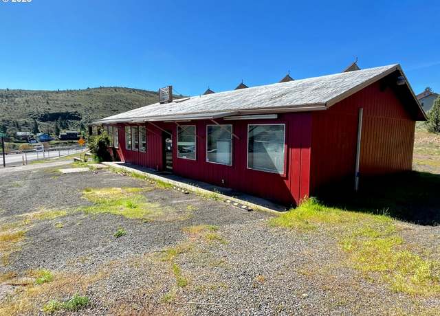 Property at 99 3rd St, Maupin, OR 97037, 1 bed, 1 bath