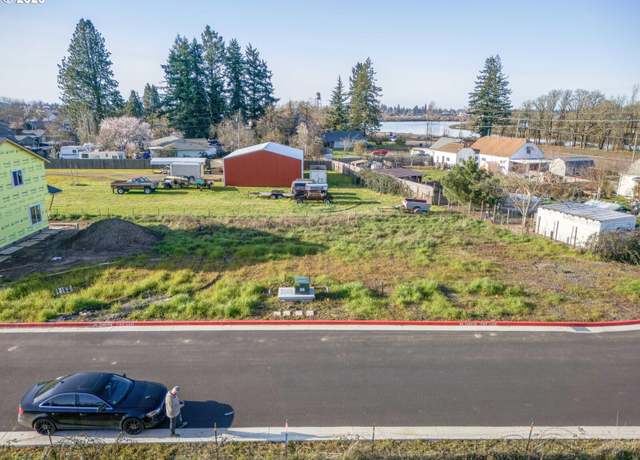 Property at Seven Oak, Lebanon, OR 97355