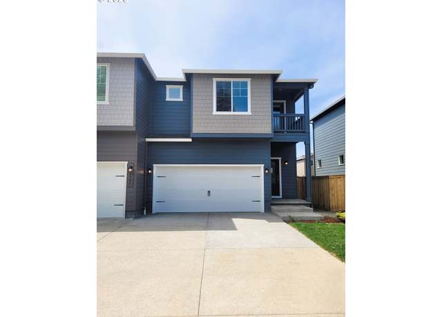 Property at 1316 NE 8th Ave, Battle Ground, WA 98604, 3 beds, 2.5 baths