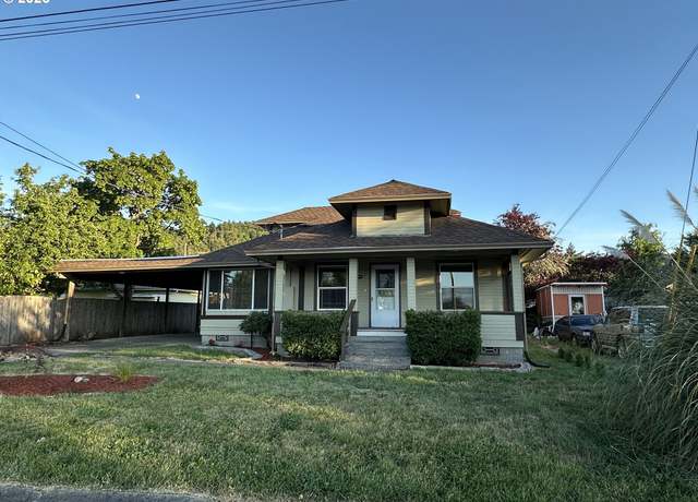 Property at 2735 W Jay Ave, Roseburg, OR 97471, 3 beds, 1 bath