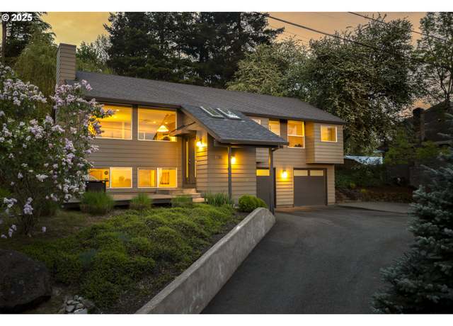 Property at 8630 SW 61st Ave, Portland, OR 97219, 3 beds, 2 baths