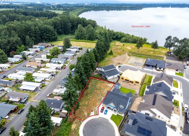 Property at 6702 NW 24th Ct, Vancouver, WA 98665