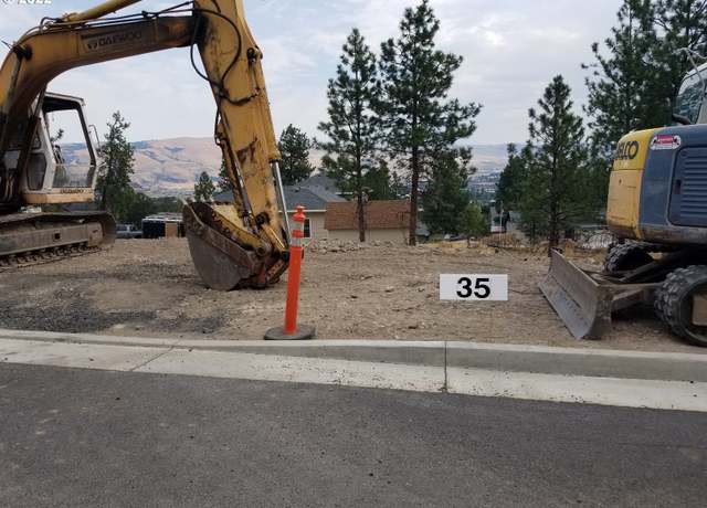Property at W 15th St #35, The Dalles, OR 97058