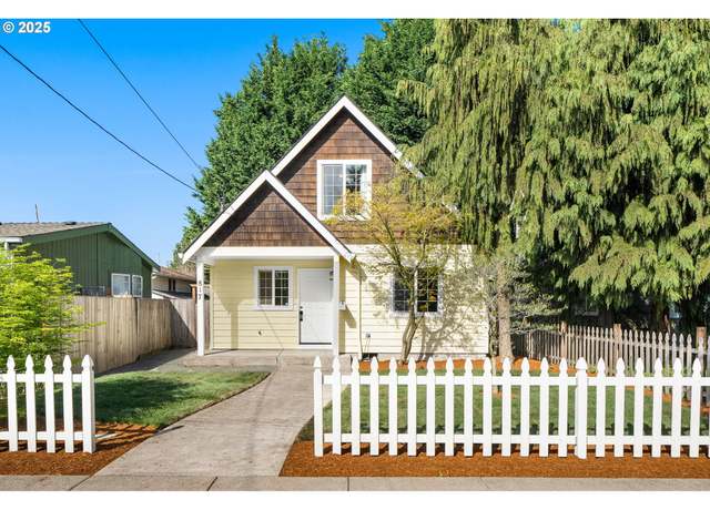 Property at 817 S River St, Newberg, OR 97132, 3 beds, 2 baths